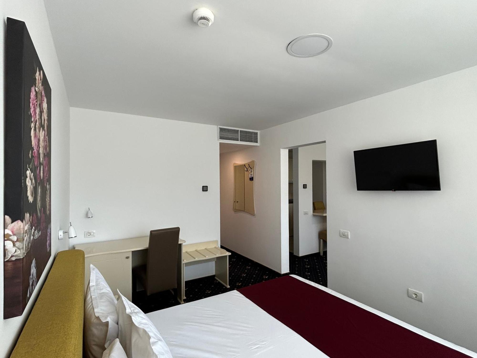 Hotel Agora 尼普顿 外观 照片